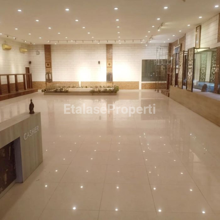 Foto properti DIJUAL TANAH & GEDUNG DI RAYA BANGKALAN MADURA 3