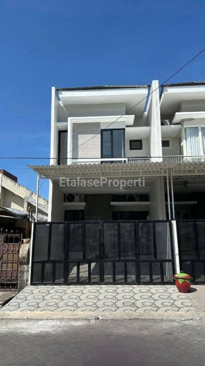 Foto properti *Dijual Rumah Baru Gress Kutisari Indah Utara* 1