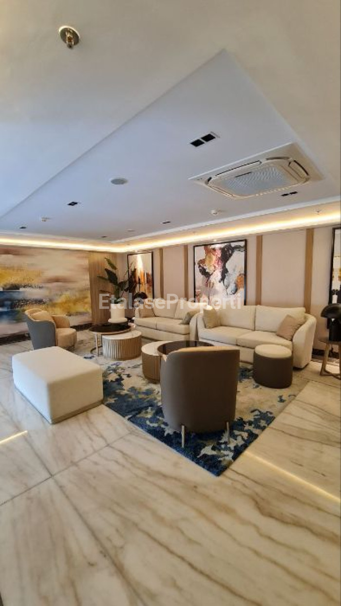 Foto properti Disewakan Ruang Kantor/Soho Alessandro Vittorio Raya Wiyung 10 Menit Ke Pakuwon Mall 1