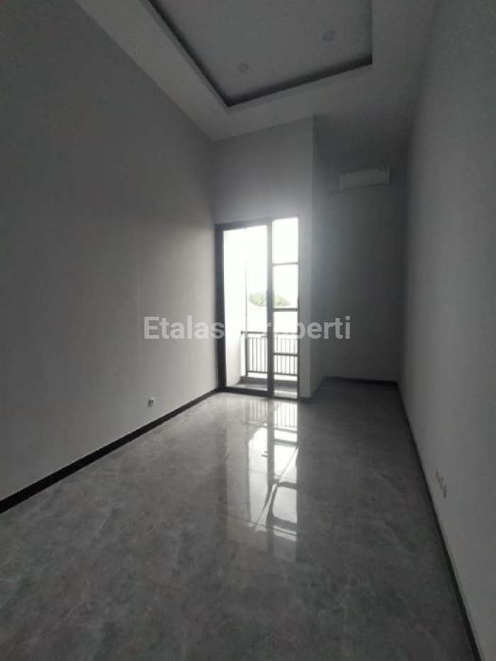 Foto properti Dijual Rumah Jemur Andayani Surabaya Selatan Dekat Raya Ahmad Yani, 6