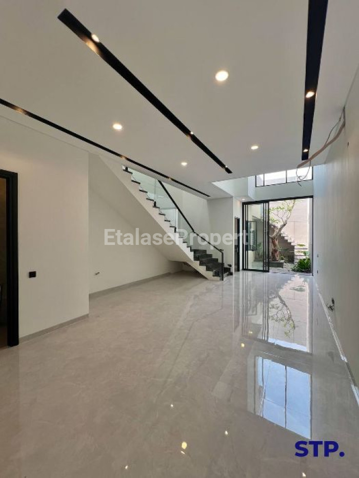 Foto properti Modern - Tropical Design, Rumah Baru Di Kupang Baru 6