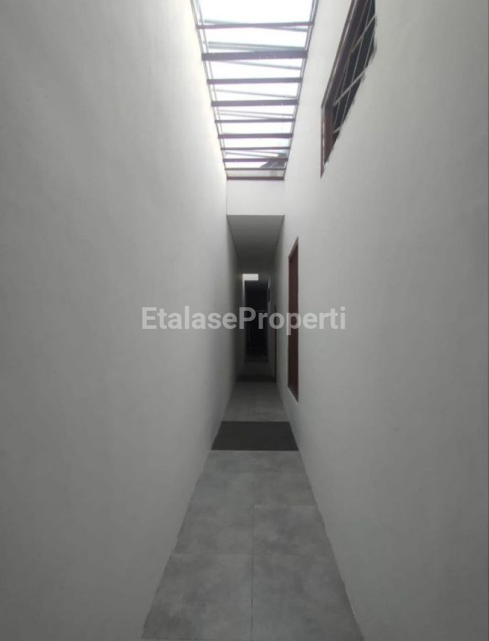 Foto properti Rumah Usaha Komersil Di Jalan Raya Kranggan - Tembok Dukuh 7