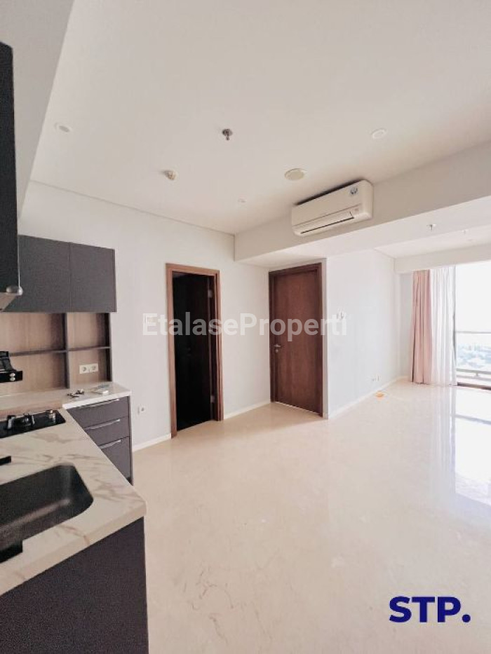 Foto properti Jual Rugi! Apartemen Yukata Suites At Alam Sutera Tangerang Lantai 21 3