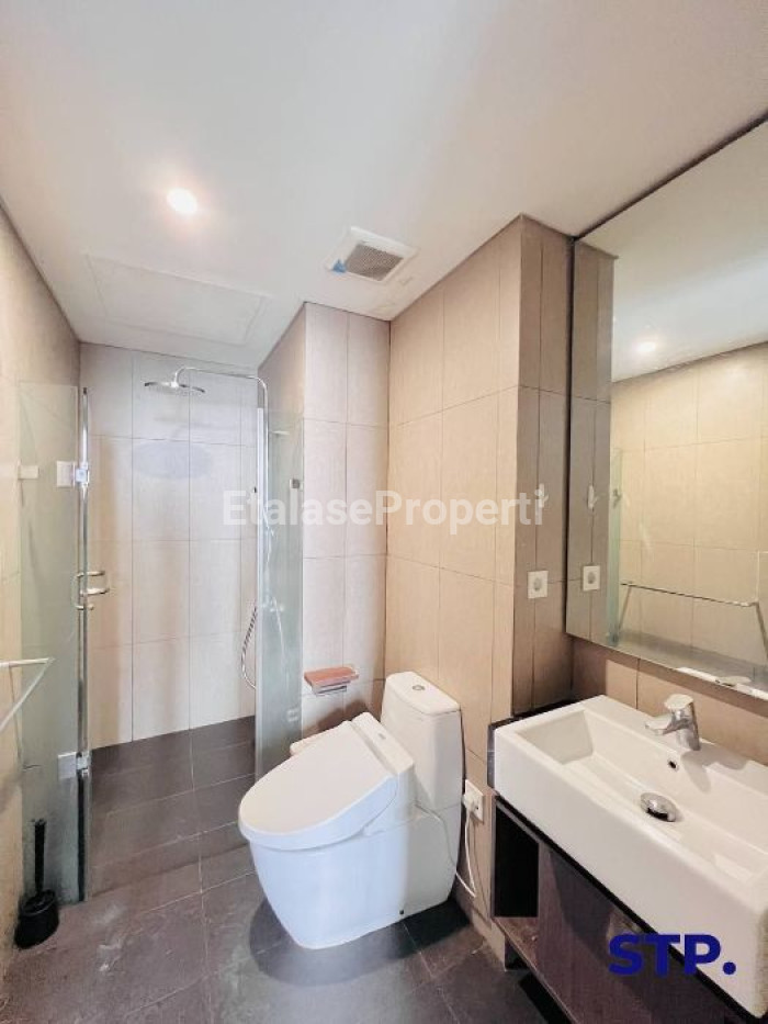 Foto properti Jual Rugi! Apartemen Yukata Suites At Alam Sutera Tangerang Lantai 21 7