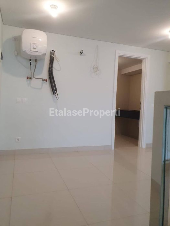 Foto properti NEGO SAMPAI DEAL!!! DISEWAKAN SOHO VIELOFT CIPUTRA WORLD SURABAYA 2