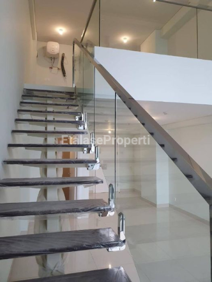 Foto properti NEGO SAMPAI DEAL!!! DISEWAKAN SOHO VIELOFT CIPUTRA WORLD SURABAYA 4