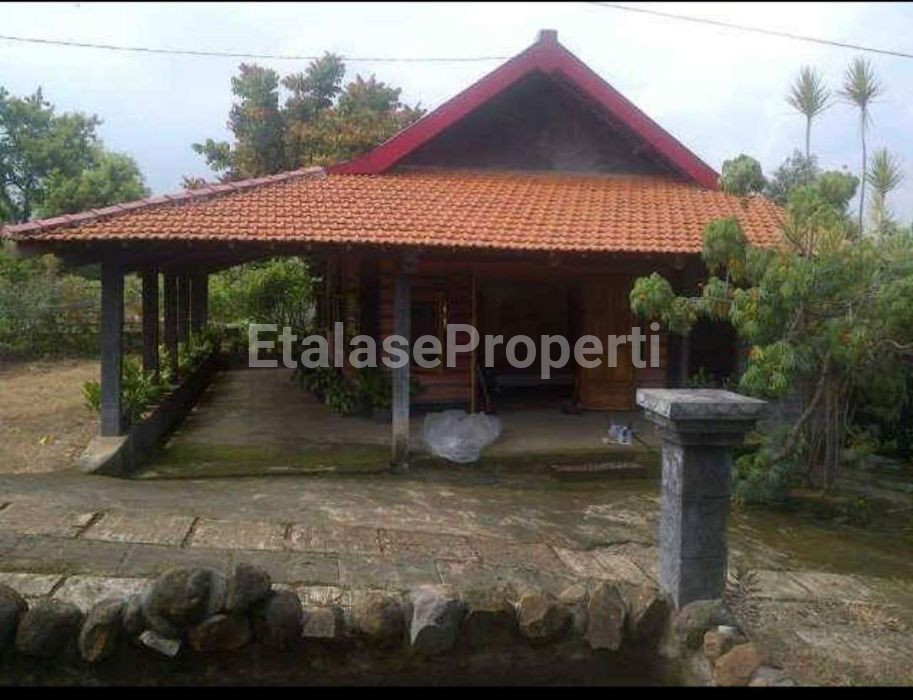 Foto properti Dijual Resort & Resto Daerah Mojokerto 2