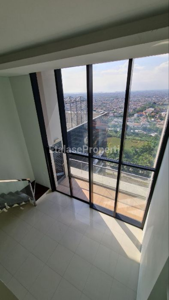 Foto properti Turun Harga! Disewakan Ruang Kantor /office Di Soho Vieloft Ciputra 1