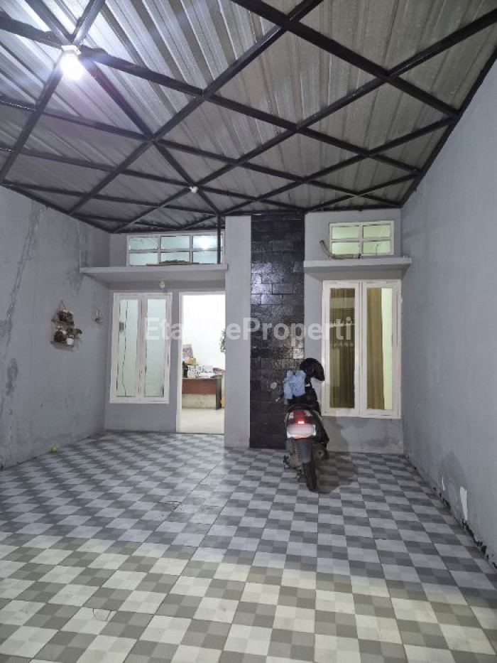 Foto properti Dijual Rumah Di Wonorejo Selatan Rungkut Siap Huni 4