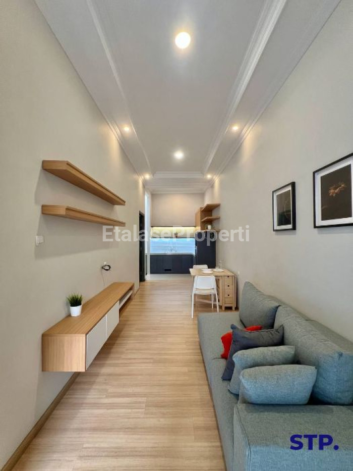 Foto properti Modern Compact, Rumah Pakuwon City Cluster Griya Asri 7