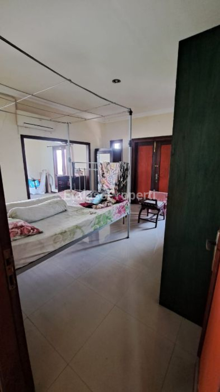 Foto properti JUAL Penjaringan Sari - Rumah Model Villa Bali 4