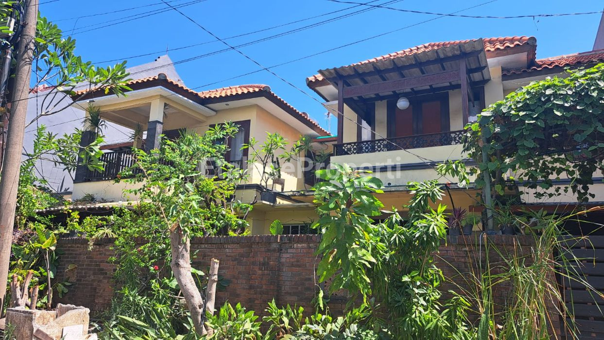 Foto properti JUAL Penjaringan Sari - Rumah Model Villa Bali 6
