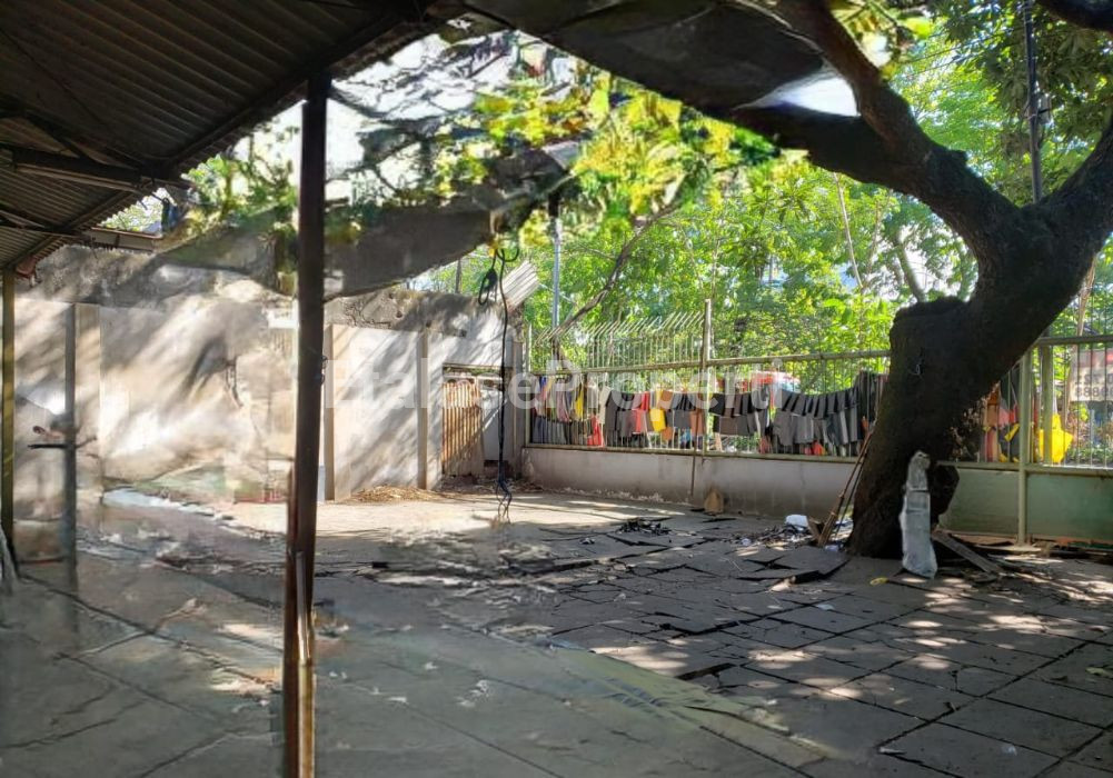 Foto properti JUAL - HITUNG TANAH  Di Komersiil Strategis ‼ Surabaya Pusat Kota Jalan Raya Arjuna 1
