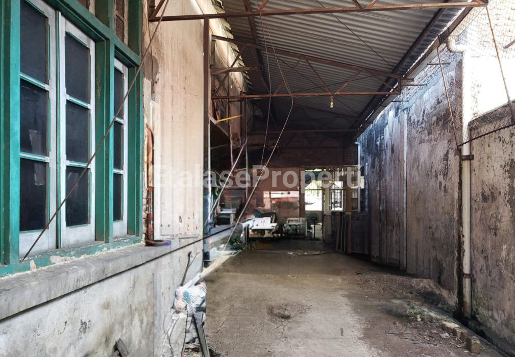 Foto properti Komersiil Strategis ‼ Surabaya Pusat Kota Jalan Raya Arjuna 6