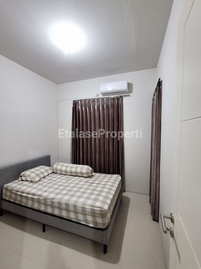 Foto properti Dijual Rumah Di Grand Sunrise Menganti Gresik 7