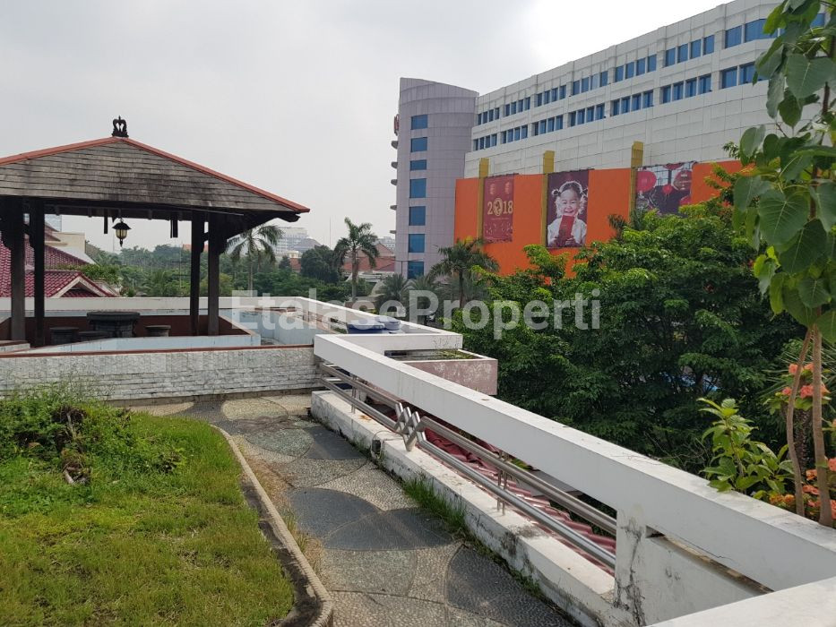 Foto properti *PRIME LOCATION!! Komersial Terbaik!! Dijual / Disewakan Rumah Sebelah Galaxy Mall 3* 6