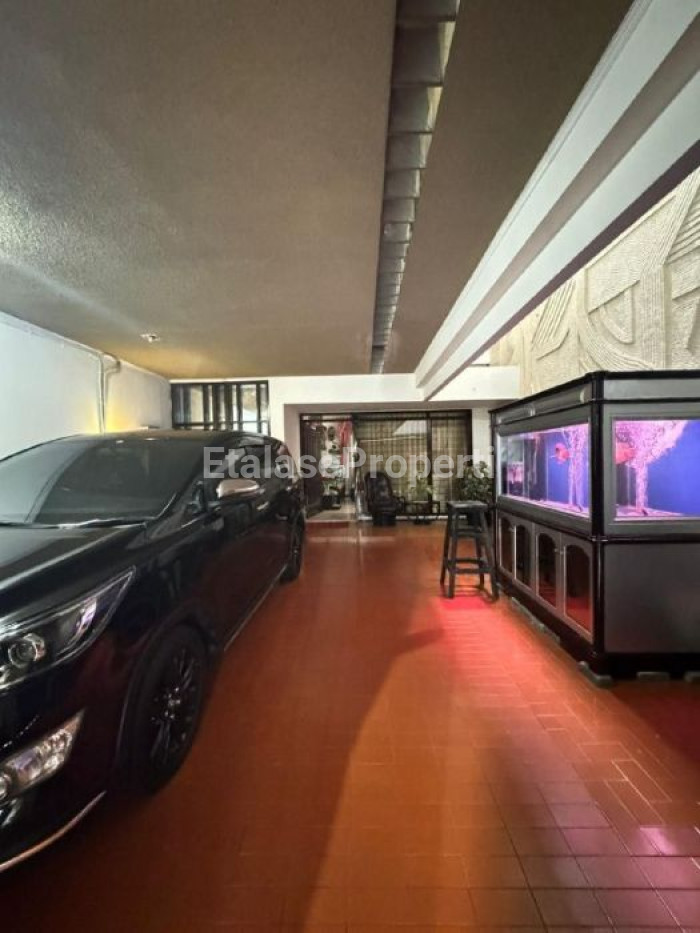 Foto properti New Hot Listing!!!  Dijual Rumah Usaha Cocok Untuk Home Industri & Tempat Tinggal Sekaligus Jalan Sidodadi 4