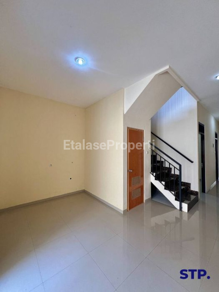 Foto properti Rumah Baru 2 Lantai Di Gembong Sawah Barat, Kapasan 4