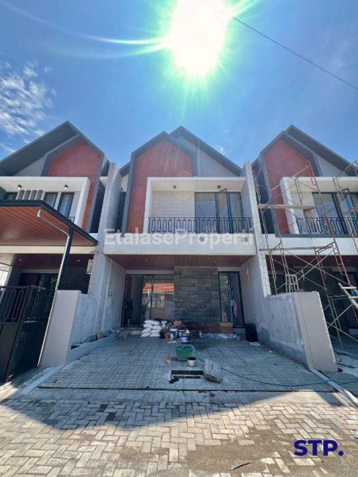 Foto properti 2 Unit, Rumah Baru Scandinavian Di Manyar Tirtoyoso Hadap Selatan Tipe C 1