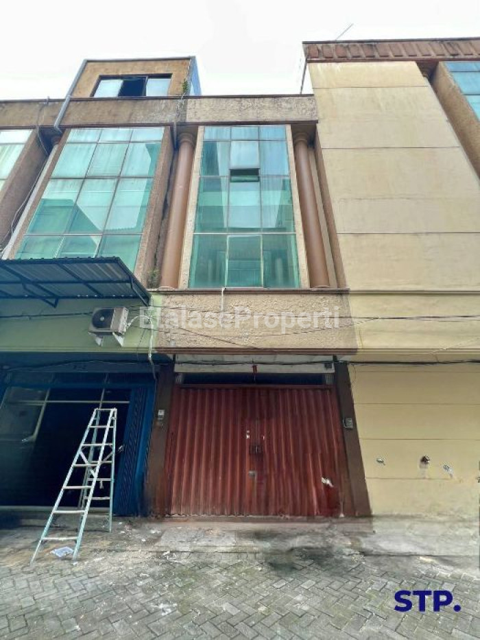 Foto properti Ruko 4 Lantai Grand Landmark Jalan Kayoon, Surabaya FULL MARMER 1