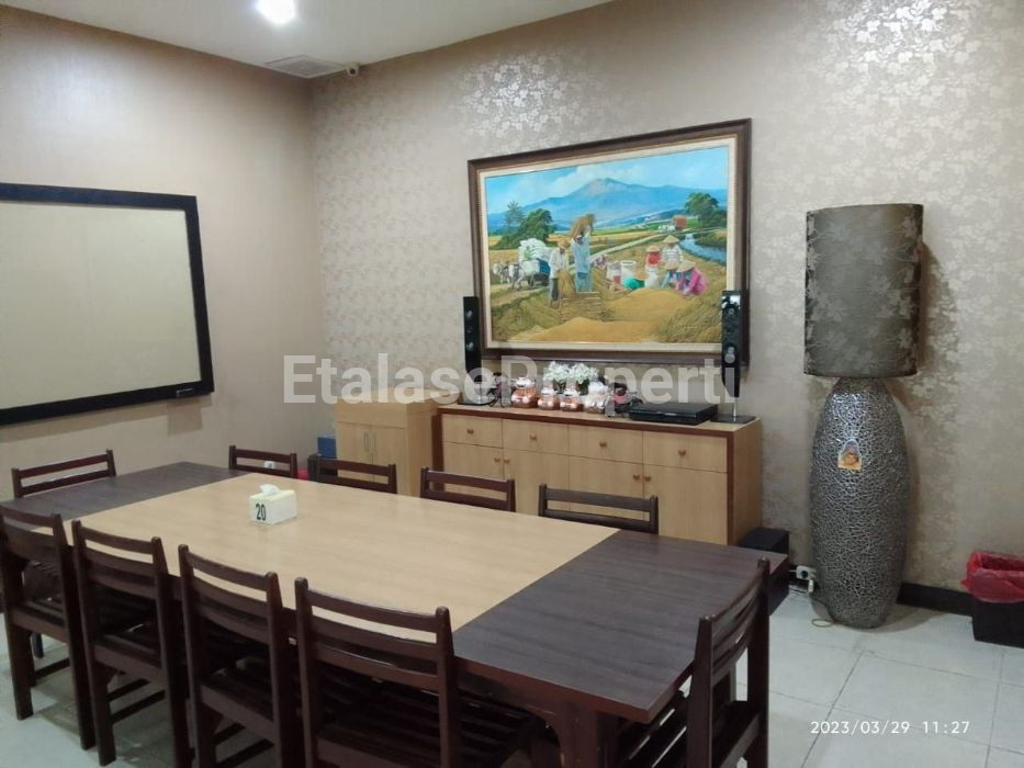 Foto properti Rumah Komersil Di Jalan Baratajaya, Ngagel 6