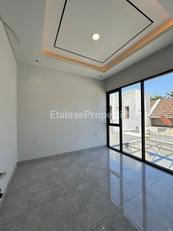 Foto properti Dijual RUMAH BARU MODERN MINIMALIS CITRALAND THE GREENLAKE ‼️ 5
