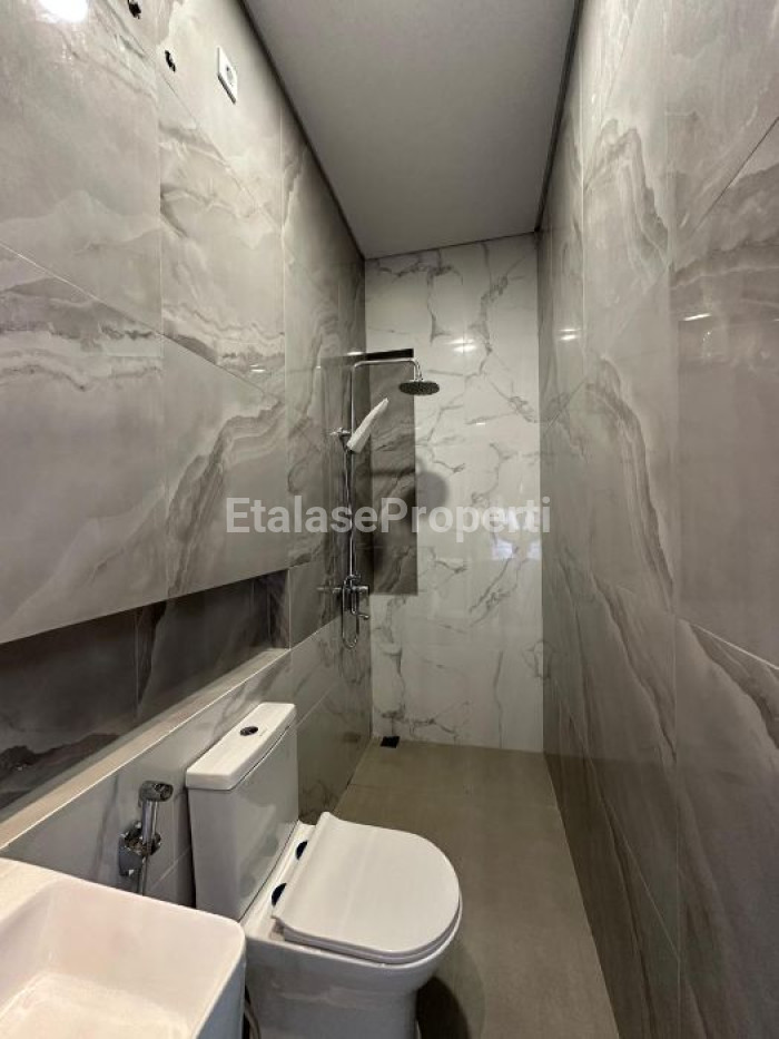 Foto properti Dijual RUMAH BARU MODERN MINIMALIS CITRALAND THE GREENLAKE ‼️ 6