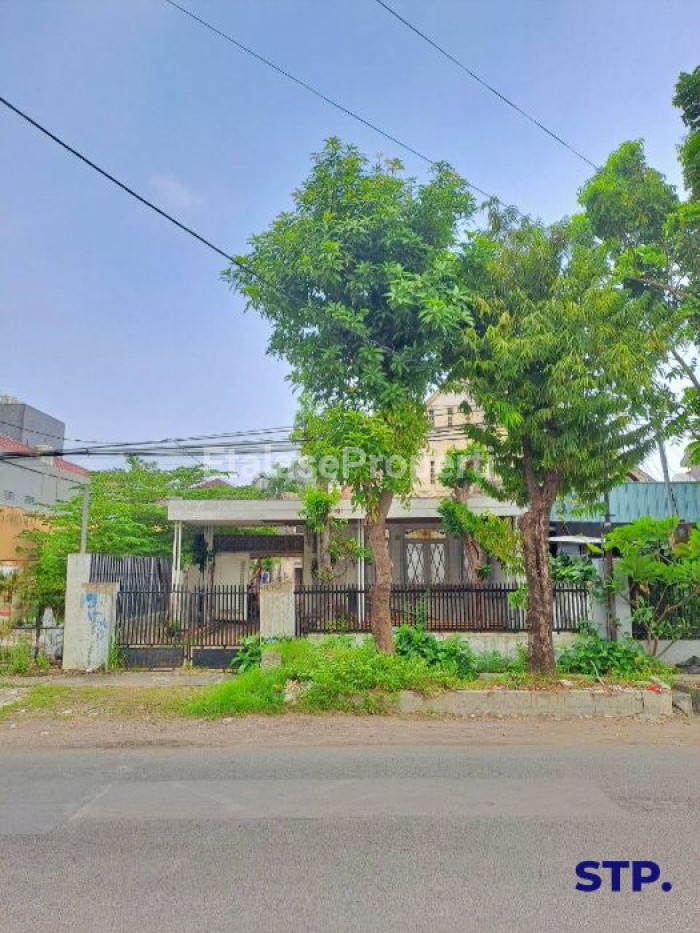 Foto properti Jual Bangunan Komersil Di Jalan Tumapel Dekat Raya Darmo 9