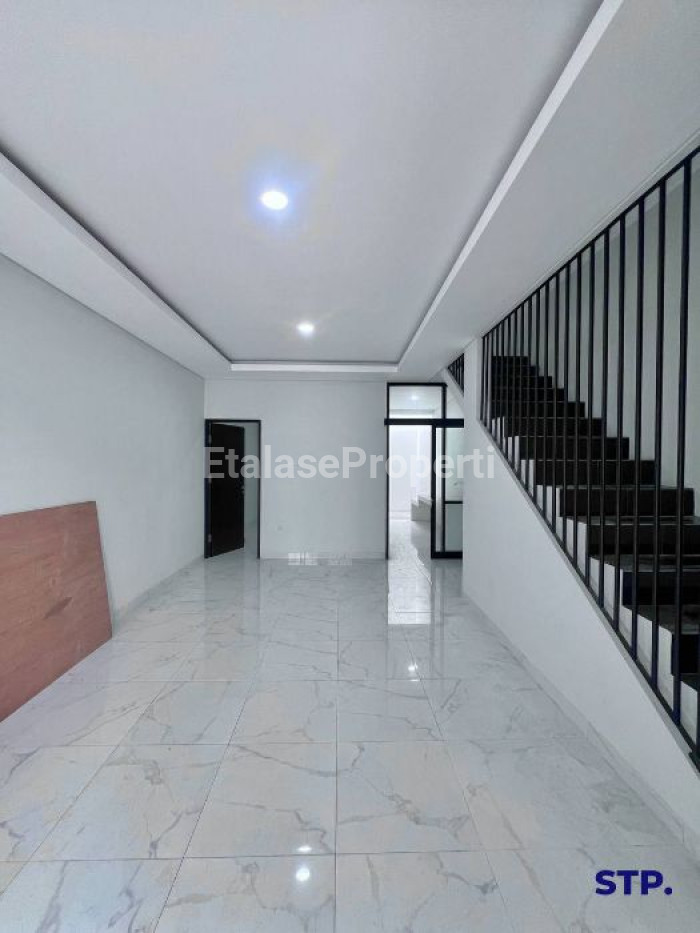 Foto properti 2 Unit, Rumah Baru Minimalis Di Lebak Jaya, Kenjeran 3