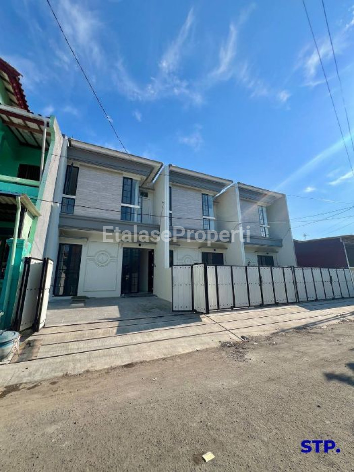 Foto properti 3 Unit Jejer, Rumah Baru Minimalis Di Perumahan Baruk Barat 1