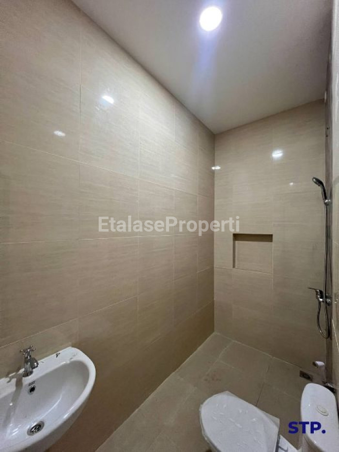 Foto properti 3 Unit Jejer, Rumah Baru Minimalis Di Perumahan Baruk Barat 10