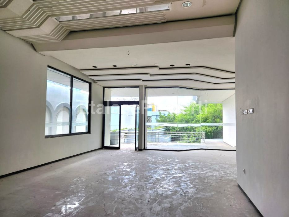 Foto properti Aset Komersiil Di Area Prime Location Kota Surabaya  Jalan Embong Kenongo 6