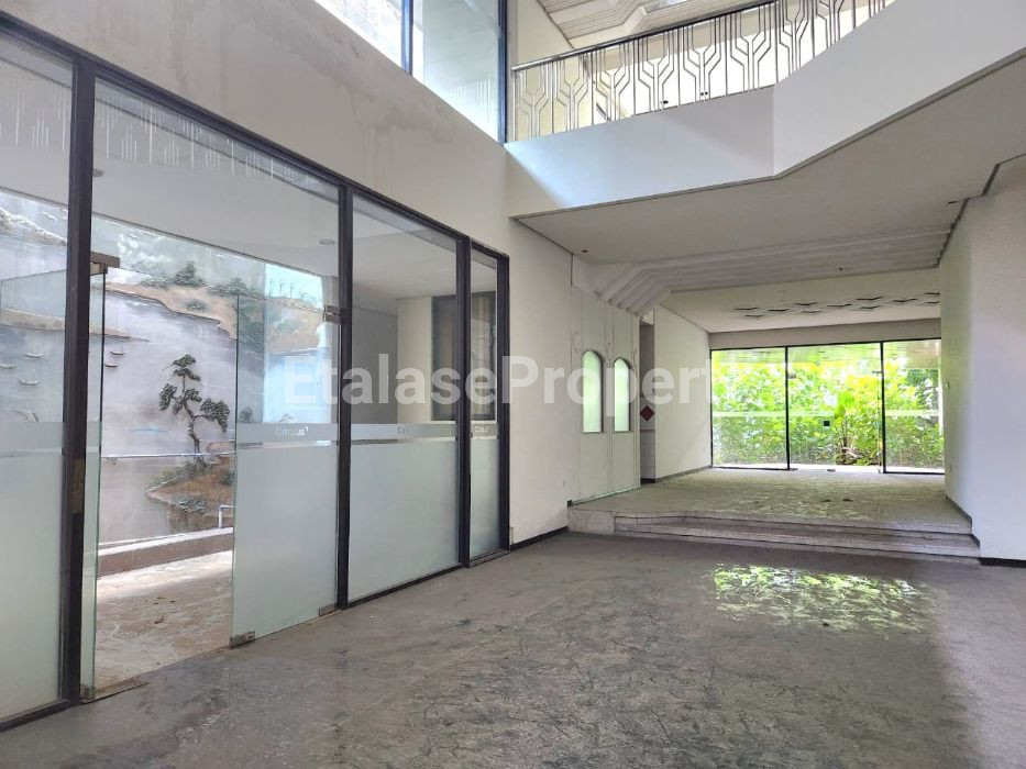 Foto properti Aset Komersiil Di Area Prime Location Kota Surabaya  Jalan Embong Kenongo 9