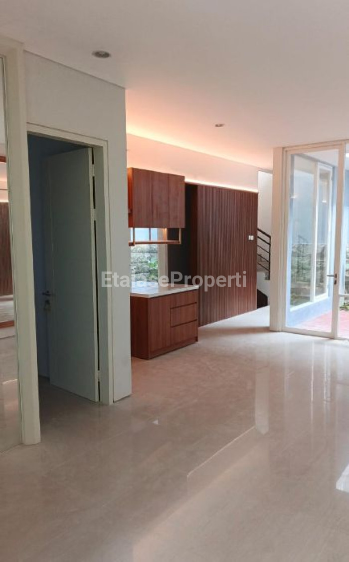 Foto properti DIJUAL RUMAH ROYAL RESIDENCE  Cluster Favorit BLEINHEIM 3