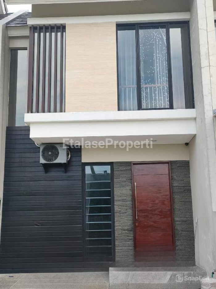 Foto properti FOR SALE RUMAH MINIMALIS CITRALAND NORTHWEST LAKE (HD) 1
