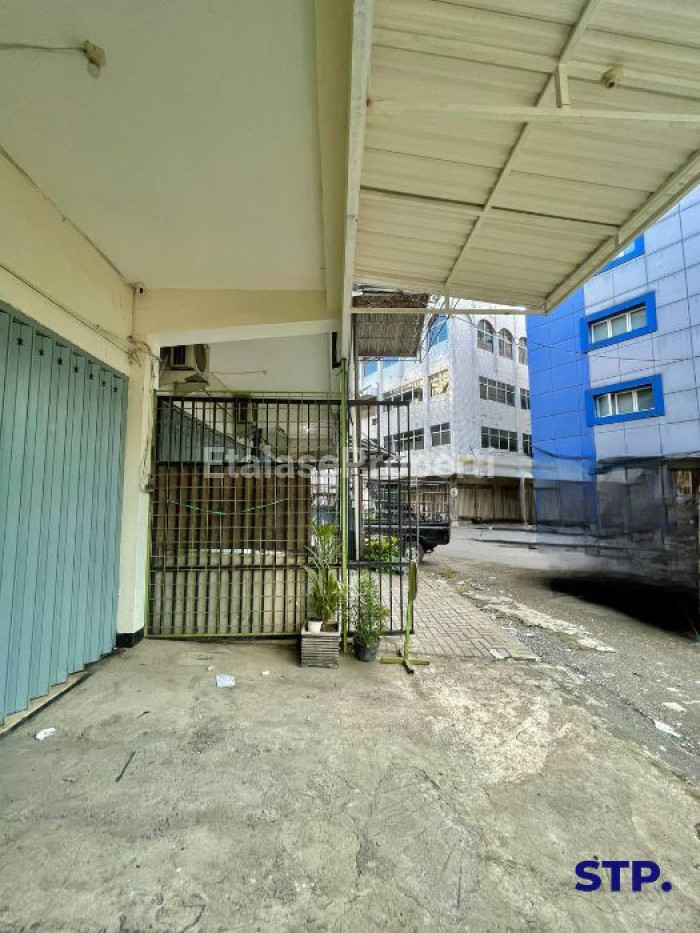 Foto properti Turun Harga - Ruko 4 Lantai Di Pertokoan Sinar Galaxy Bubutan 6