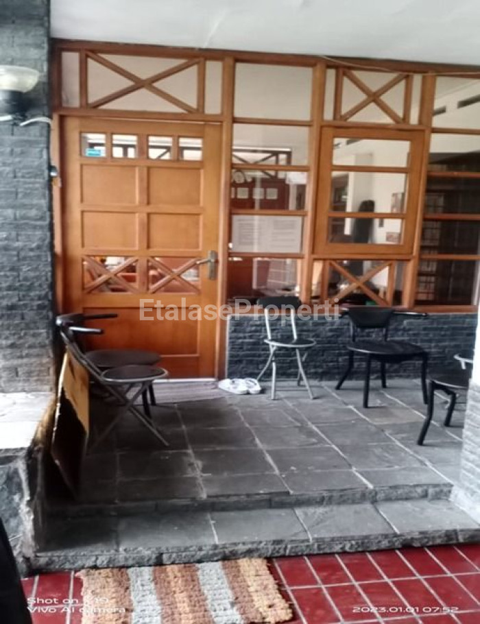 Foto properti Dijual Rumah Pusat Kota Cisadane Siap Huni 2