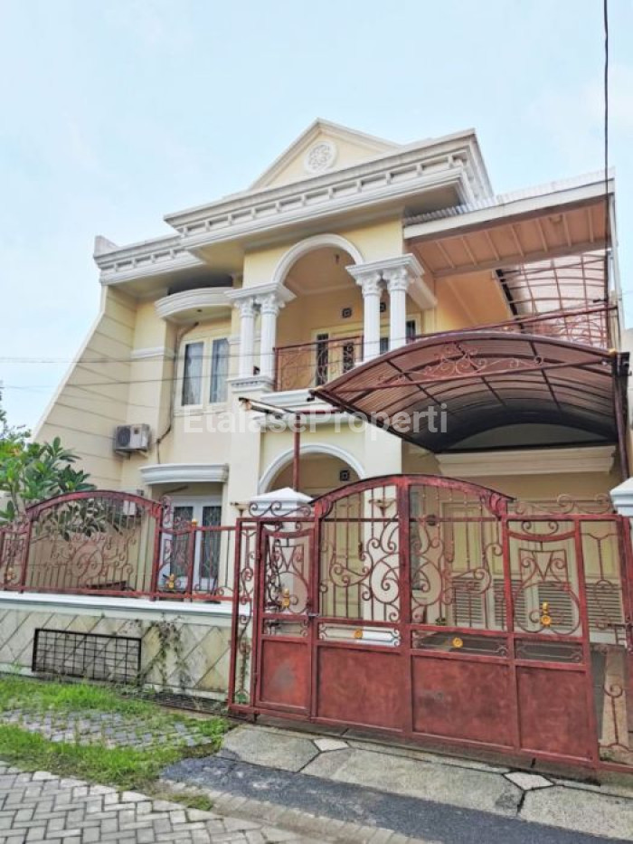 Foto properti Disewakan Rumah Di Tenggilis Siap Huni Furnished 1