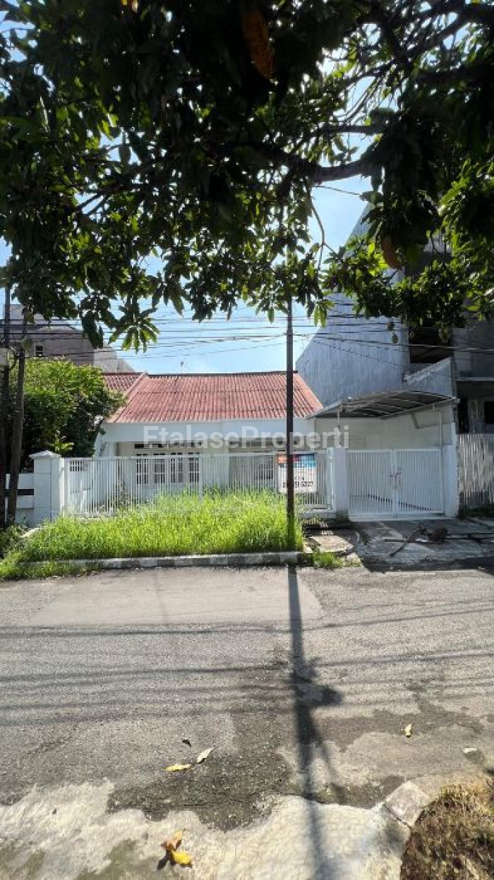 Foto properti Rumah Minimalis  Hanya Selangkah Menuju  HR Mochamad  Darmo Permai Selatan 1