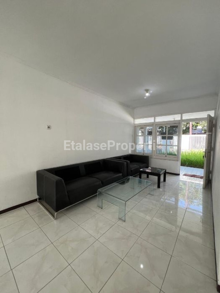 Foto properti Rumah Minimalis  Hanya Selangkah Menuju  HR Mochamad  Darmo Permai Selatan 6