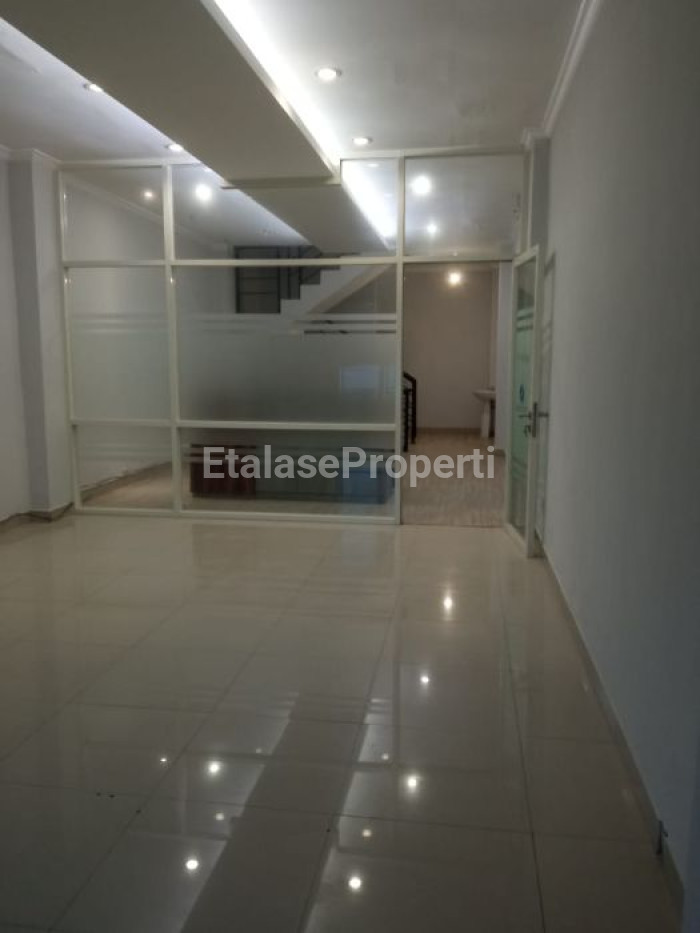 Foto properti Ruko Dijual/disewakan Jalan Argopuro 3