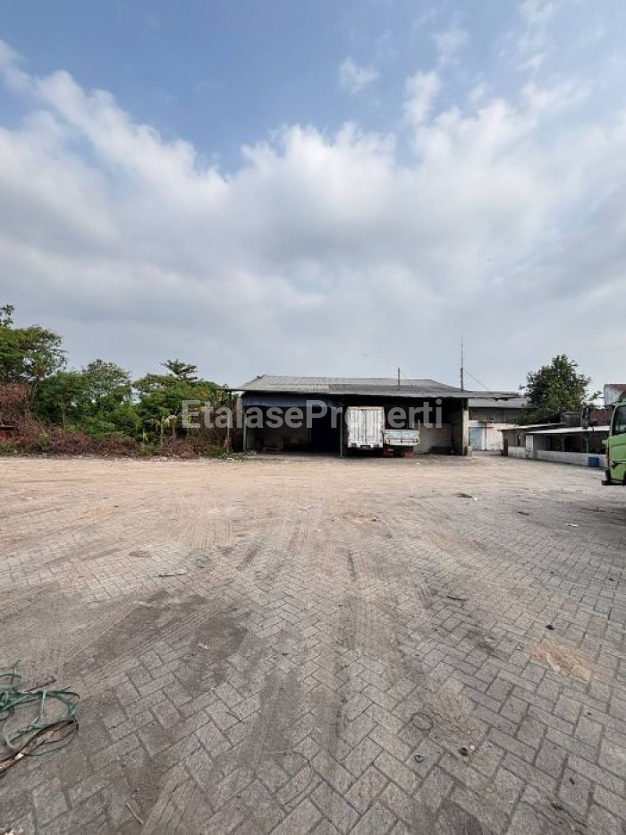 Foto properti Disewakan Gudang Di Raya Kemasan Krian Sidoarjo 8