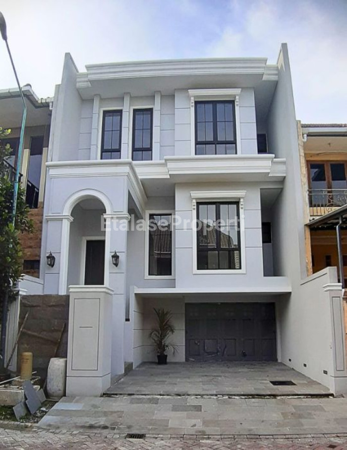 Foto properti RUMAH BARU GRESS  GRAHA FAMILY  DIJUAL 1