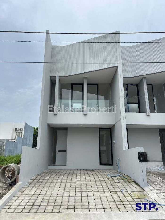 Foto properti Rumah Baru Industrialis Di Graha Green Garden - Dian Istana 1