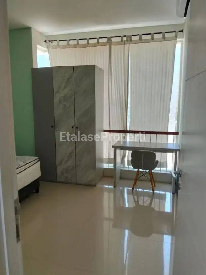 Foto properti Rumah Northwest Park Citraland Semi-furnished Lebar 8 10