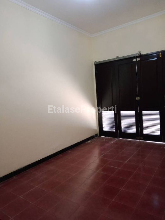 Foto properti Rumah 1 Lantai Sudah Renov Di Bendul Merisi Selatan 4