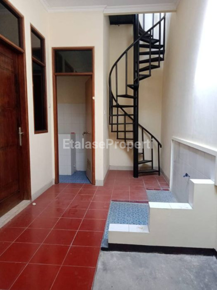 Foto properti Rumah 1 Lantai Sudah Renov Di Bendul Merisi Selatan 8