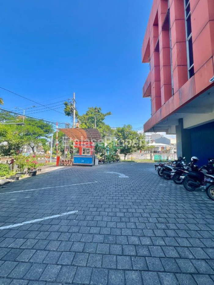 Foto properti Disewakan Ruko 3 Lantai Di Central Business Park MERR 9