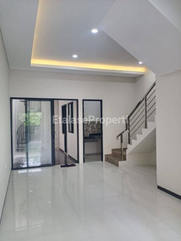 Foto properti Rumah Baru Modern Di Perumahan Villa Kalijudan Indah 2