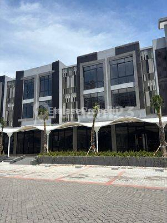 Foto properti Disewakan Ruko Beverly Pakuwon City Sebrang Hokky Dekat Kenjeran 1
